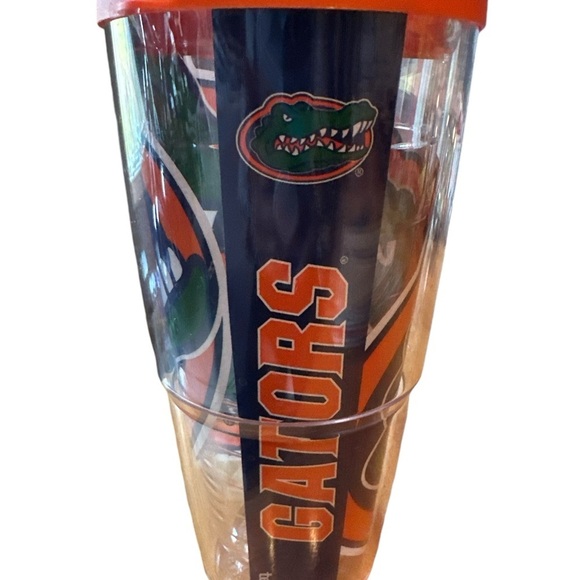 EUC Florida GATORS Insulated TERVIS Drinking Tumbler 24 oz Cup Lid Team Merch - Picture 2 of 4